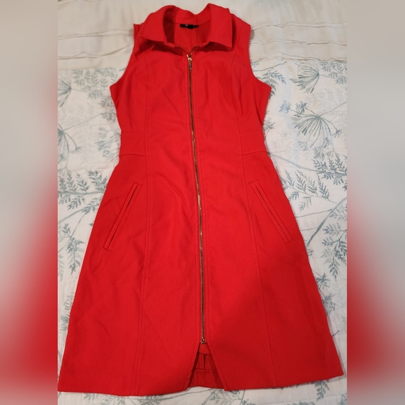 Dress - Picture 2 of 3